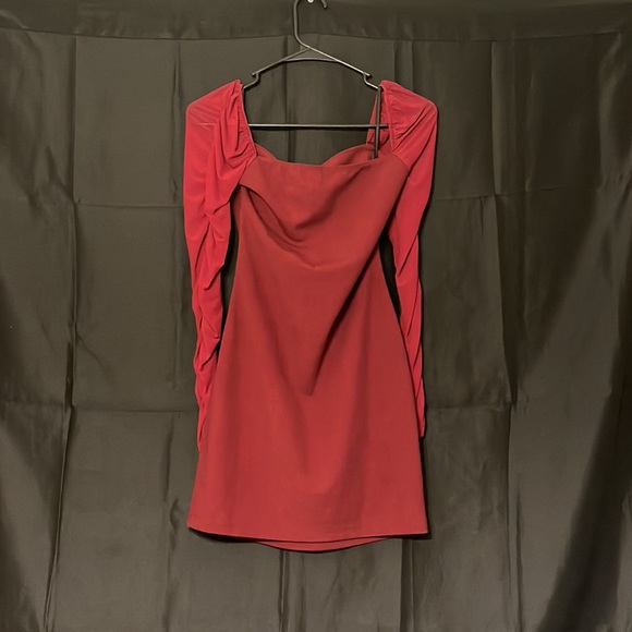 mini dark red dress, mesh sleeves - Picture 2 of 3